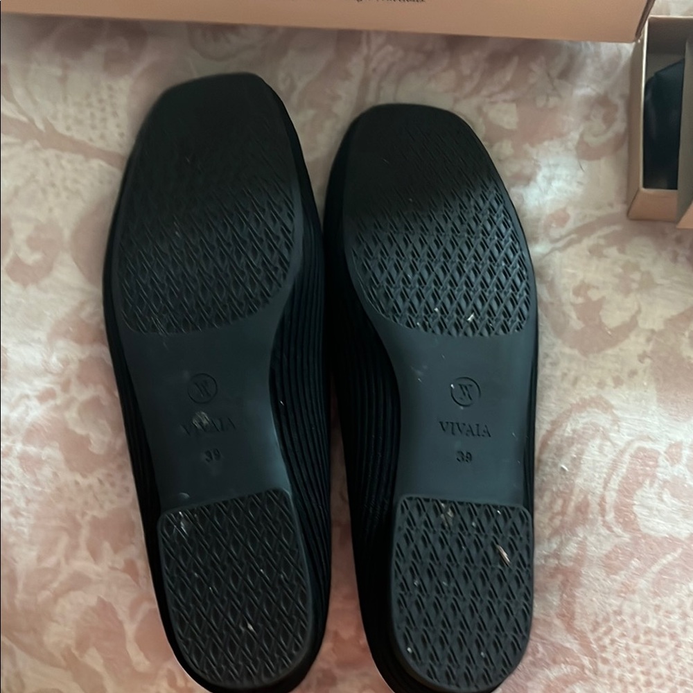 Black Textured Knit Flats with Sock-Like Fit - Picture 3 of 6